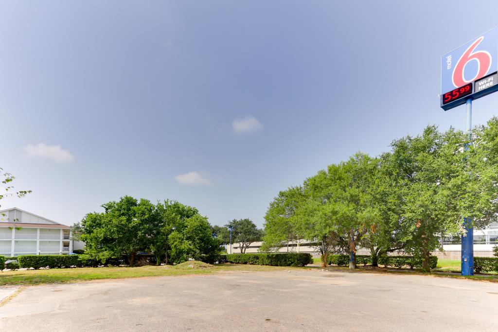 Motel 6 Houston, Tx - West ภายนอก รูปภาพ