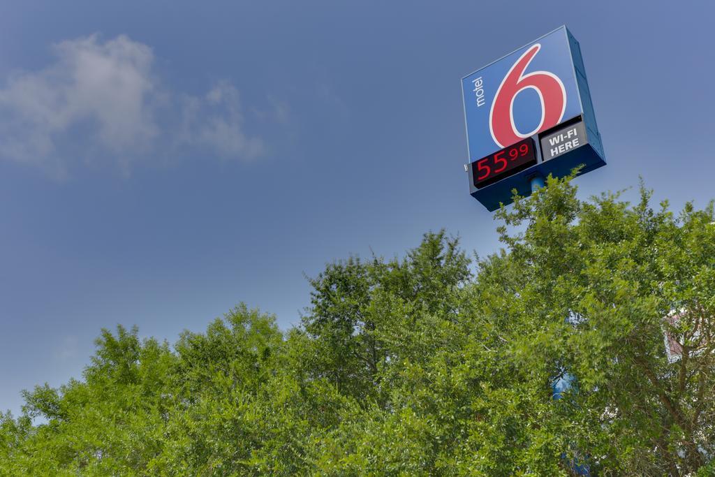 Motel 6 Houston, Tx - West ภายนอก รูปภาพ