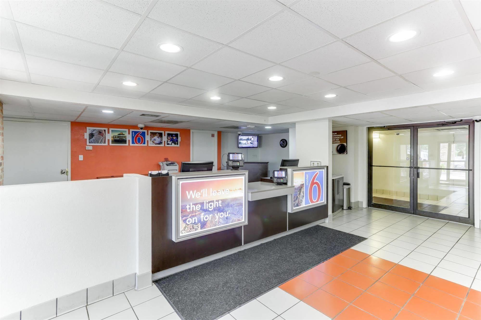 Motel 6 Houston, Tx - West ภายนอก รูปภาพ