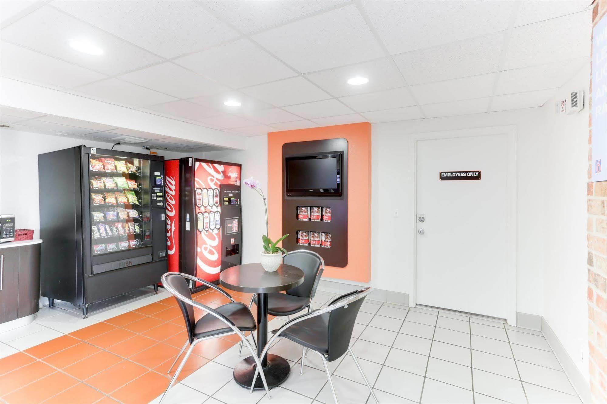 Motel 6 Houston, Tx - West ภายนอก รูปภาพ