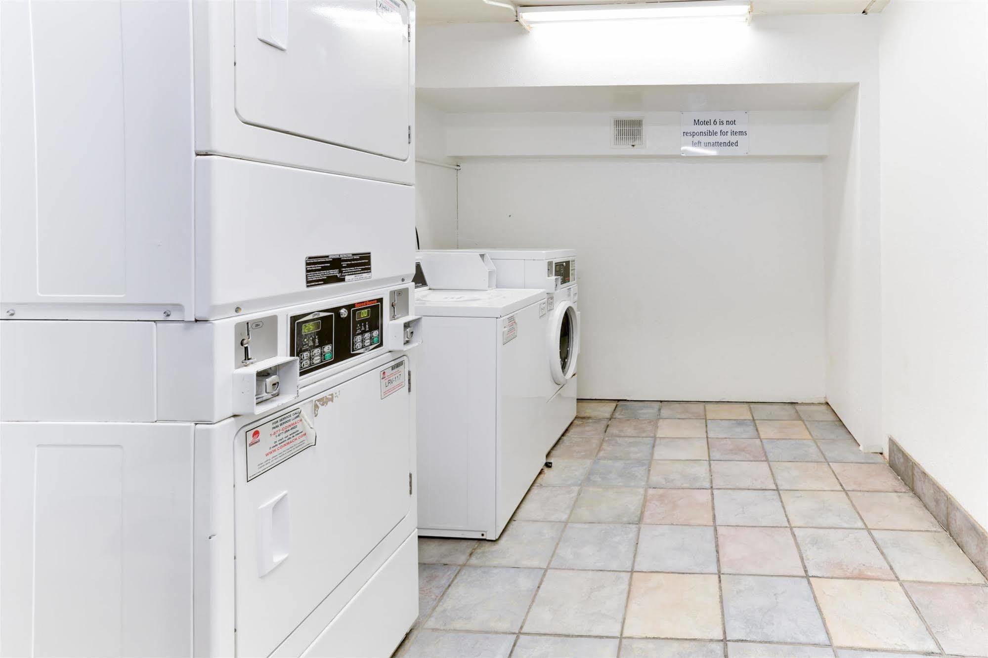 Motel 6 Houston, Tx - West ภายนอก รูปภาพ