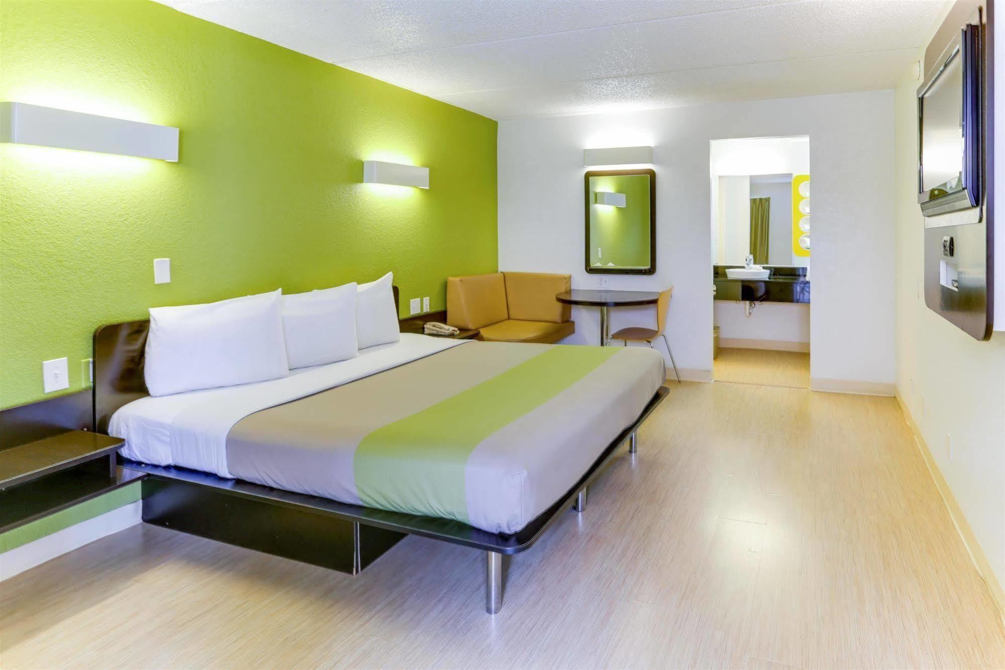 Motel 6 Houston, Tx - West ภายนอก รูปภาพ