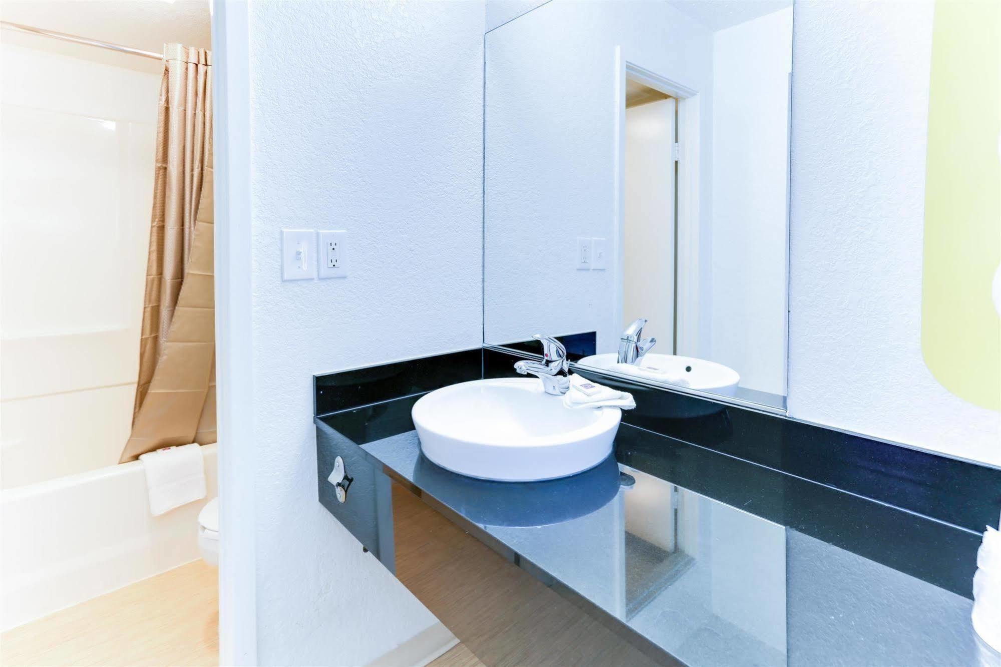 Motel 6 Houston, Tx - West ภายนอก รูปภาพ