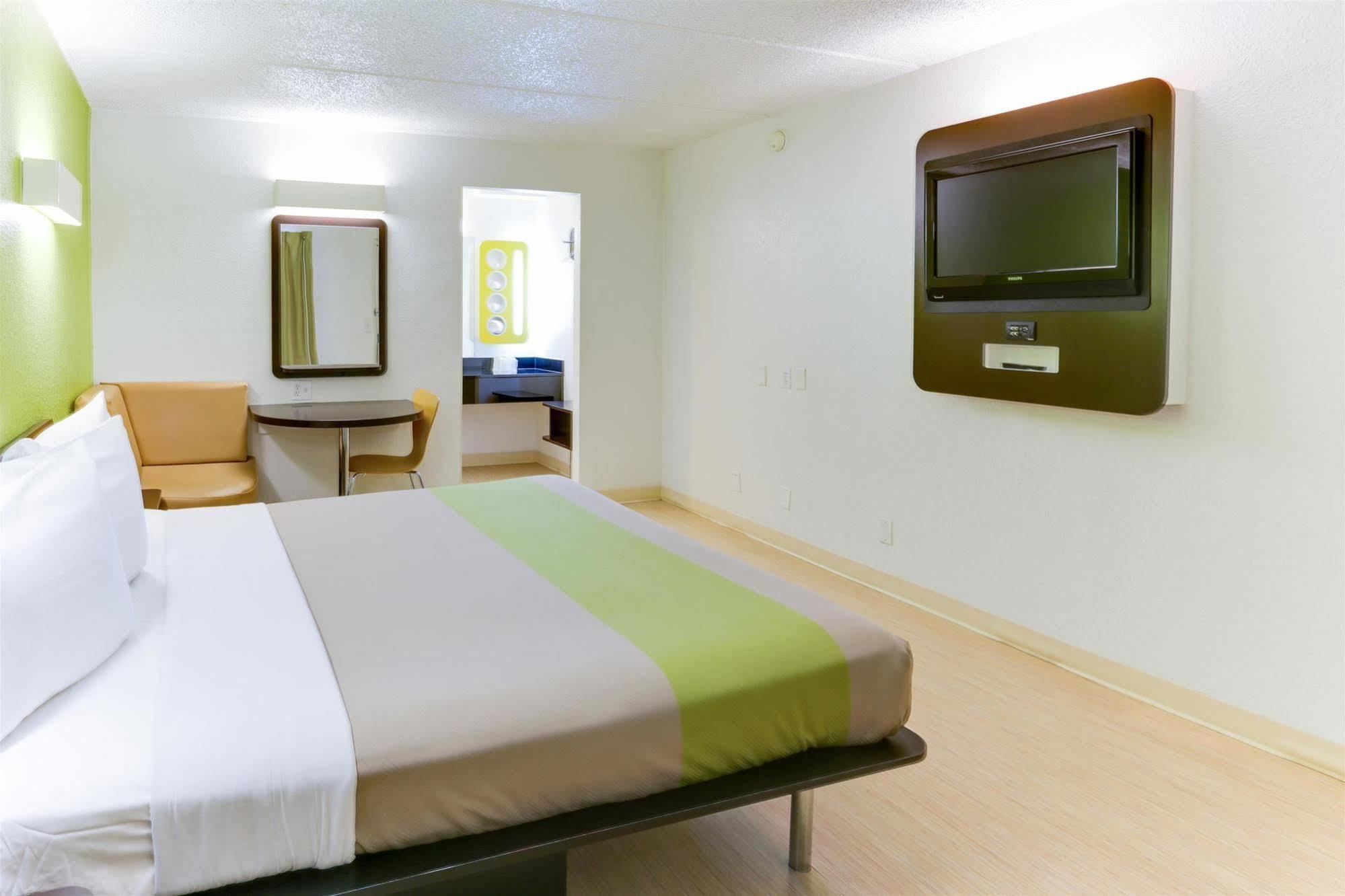 Motel 6 Houston, Tx - West ภายนอก รูปภาพ